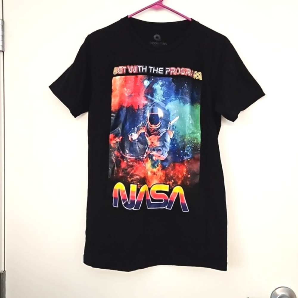 NASA ' Get with the program' short sleeve black graphic tee Medium EUC UNISEX